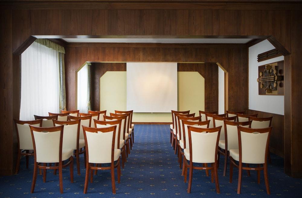 Orea Hotel Voro Brno Ngoại thất bức ảnh